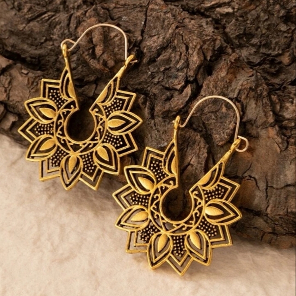 Antiqued Gold Starburst Mandala Boho Hoop Earrings